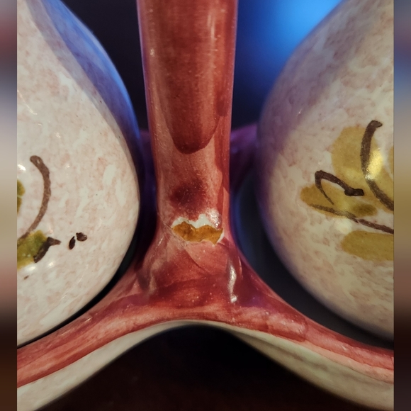 Vintage Italian (Ischia) Salt & Pepper (Sale & Pepe) Shaker with holder - Picture 16 of 16